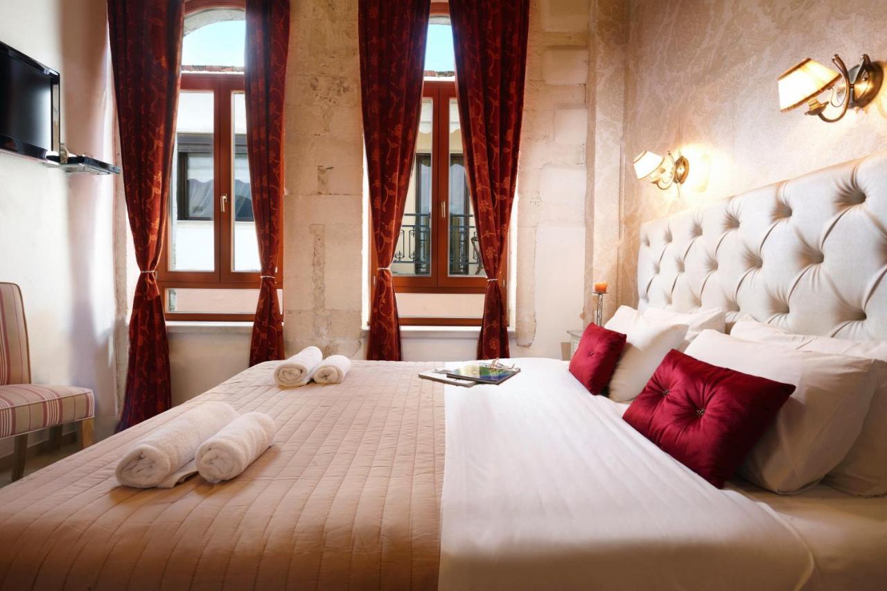 Archontiko Old Town Suites Rethymnon Exterior foto